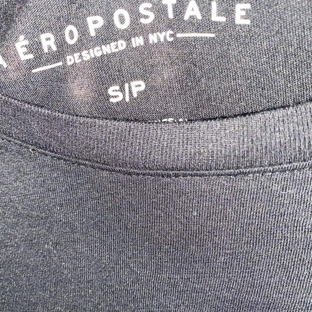 Basic Aero tee - Picture 2 of 2